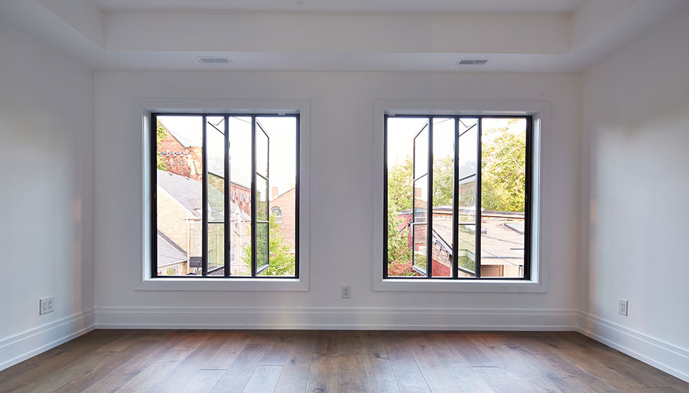 is vinyl a good window frame material?